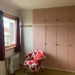 Koselig Hus Med Parkeringsplass