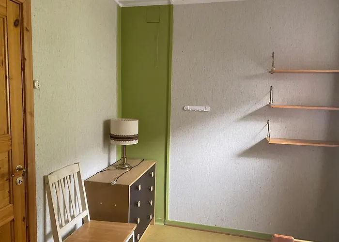 Apartment Koselig Hus Med Parkeringsplass